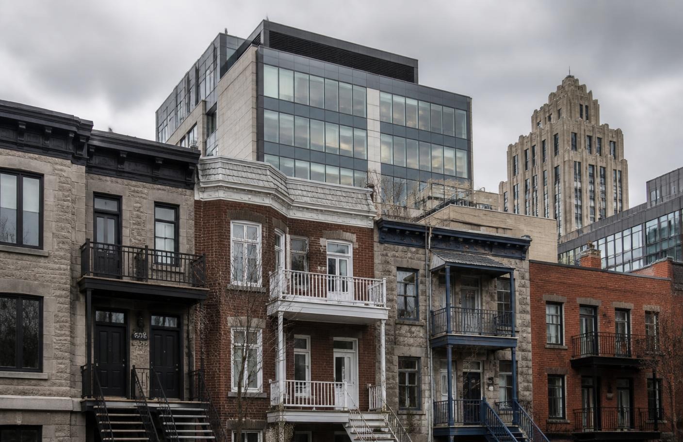 Residential and commercial buildings in Montreal representing insured properties served by Constructco Building Consulting